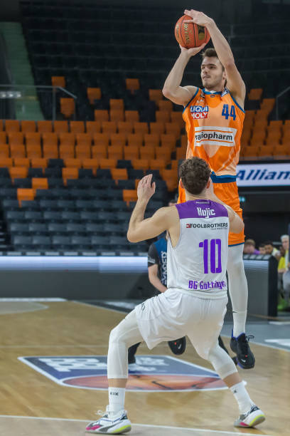 来即刻的稳 来即刻的稳