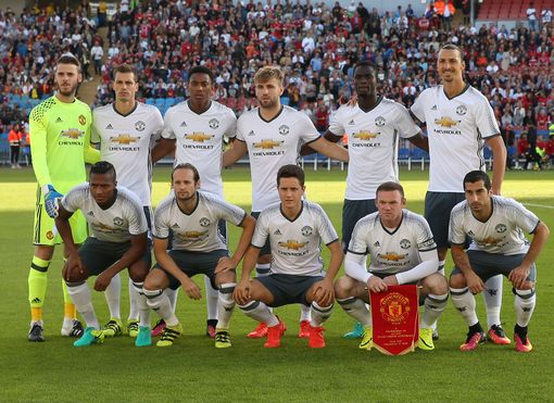 凭借一记 凭借一记