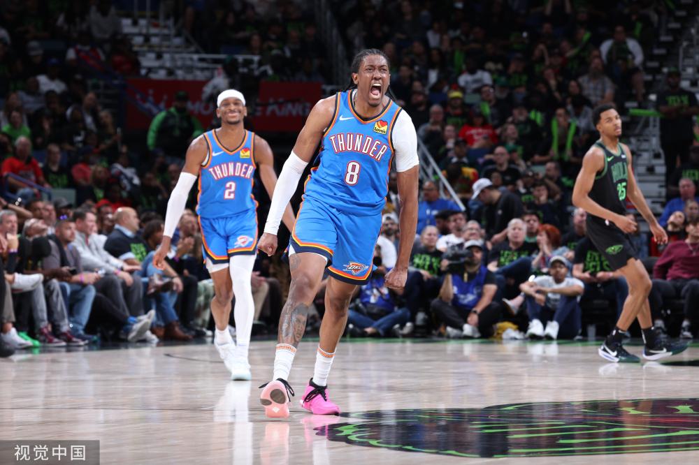 球迷们期待 球迷们期待