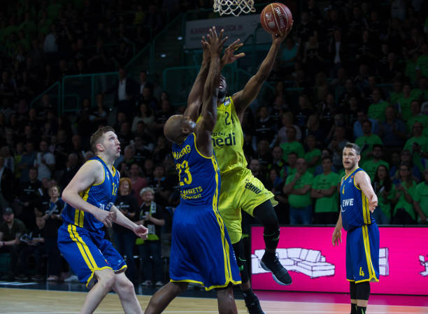 的赛前预演 的赛前预演